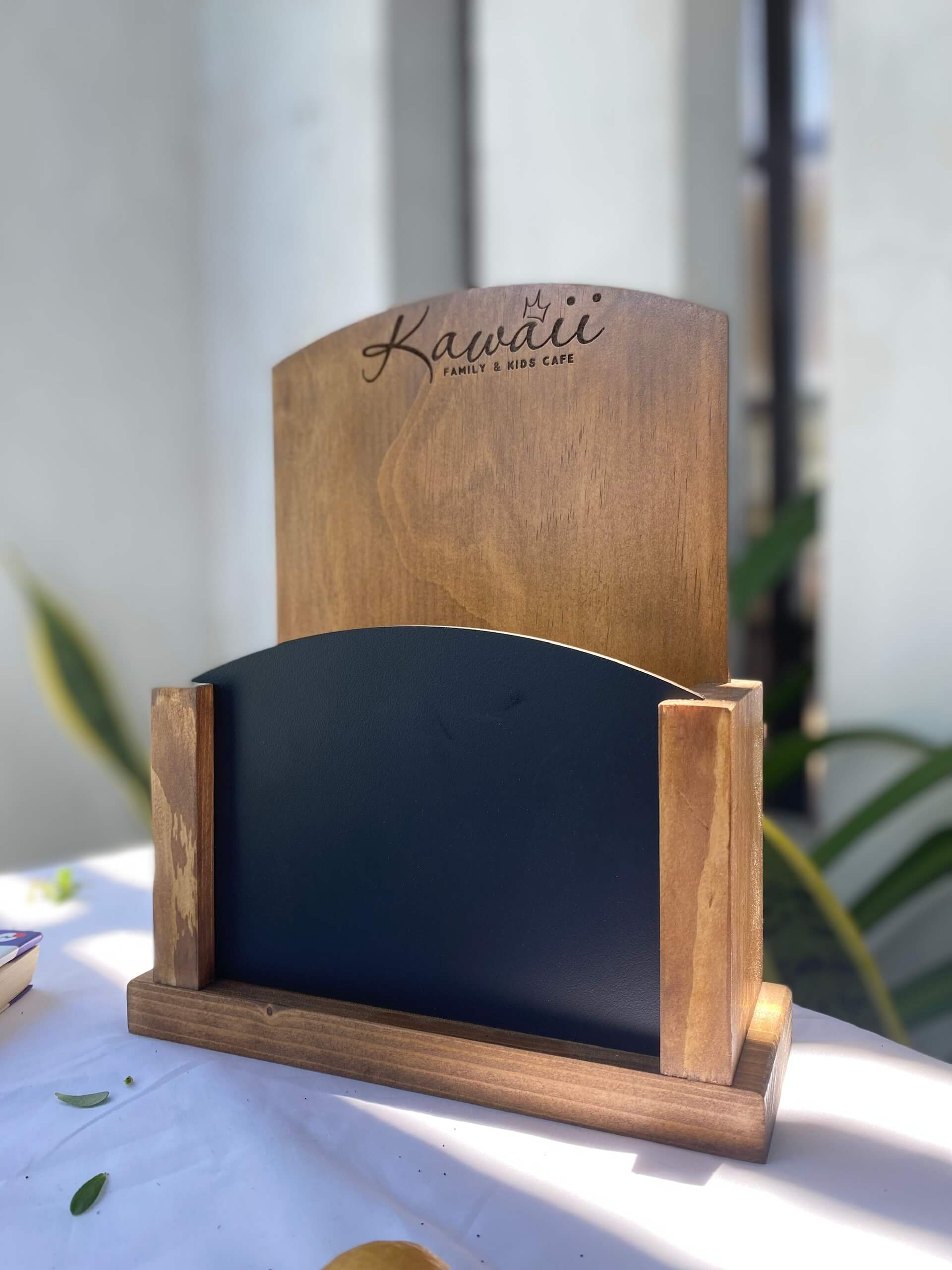 KỆ MENU GỖ ĐỂ BÀN/KỆ TRƯNG BÀY ĐỘC ĐÁO - LUXI DECOR