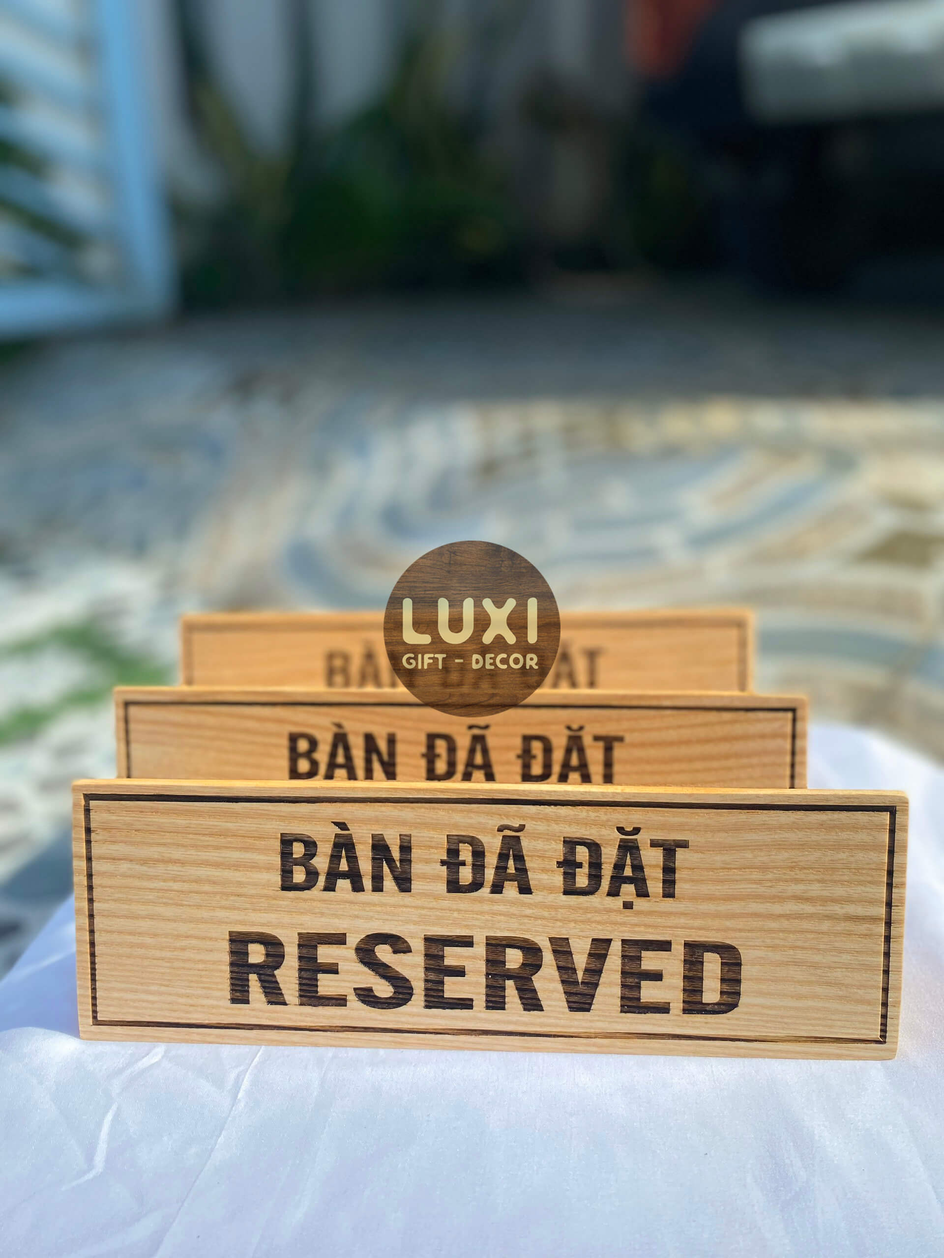 THẺ ĐỂ BÀN GỖ ĐẸP, XINH XẮN - LUXI DECOR