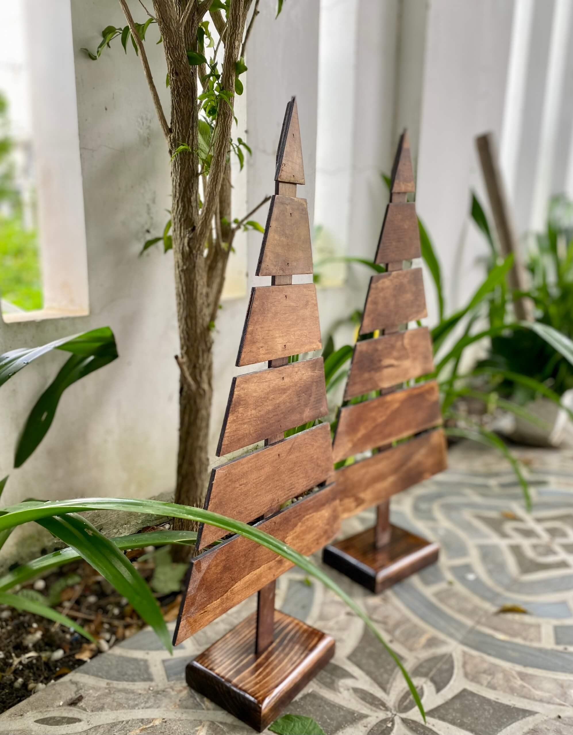 CÂY THÔNG GỖ NOEL, GIÁNG SINH ĐỘC ĐÁO CHRISMAS TREE DIY - LUXI DECOR