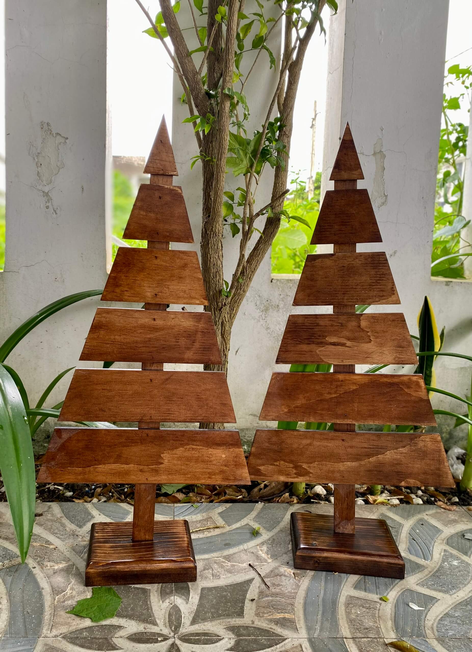 CÂY THÔNG GỖ NOEL, GIÁNG SINH ĐỘC ĐÁO CHRISMAS TREE DIY - LUXI DECOR