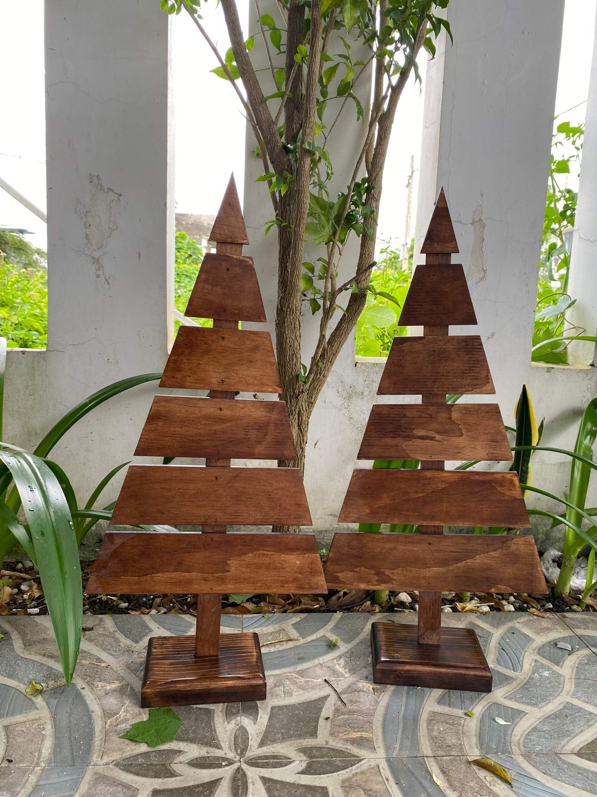 CÂY THÔNG GỖ NOEL, GIÁNG SINH ĐỘC ĐÁO CHRISMAS TREE DIY - LUXI DECOR