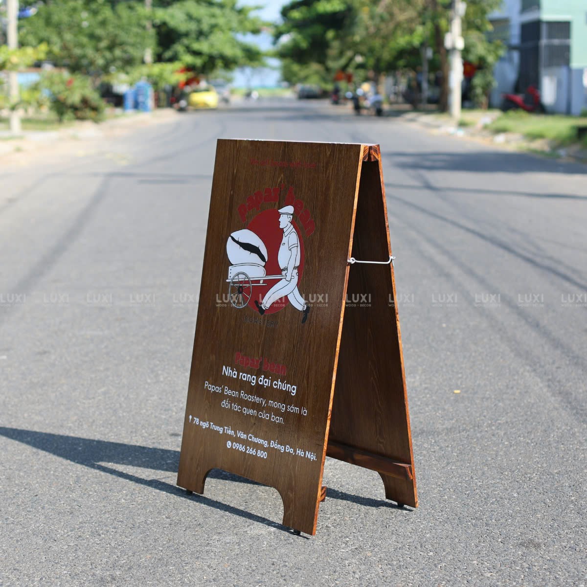 BẢNG STANDEE VINTAGE KHẮC NỘI DUNG THEO YÊU CẦU – LUXI DECOR