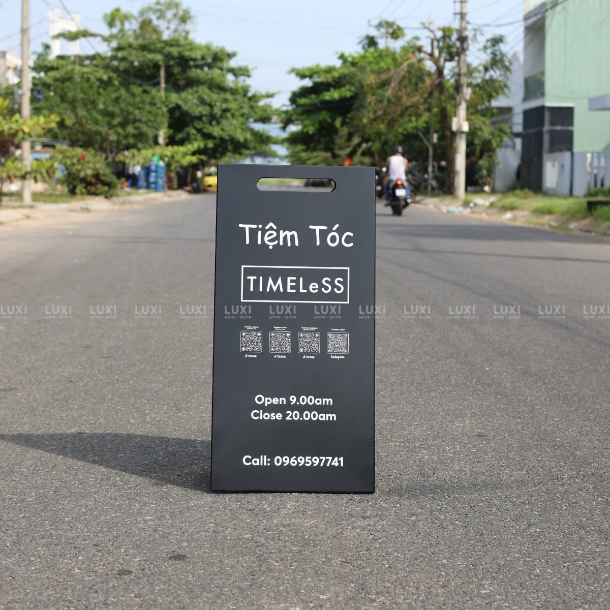 STANDEE INOX CHỮ A GẬP DECOR NHÀ HÀNG, QUÁN CÀ PHÊ - LUXI DECOR