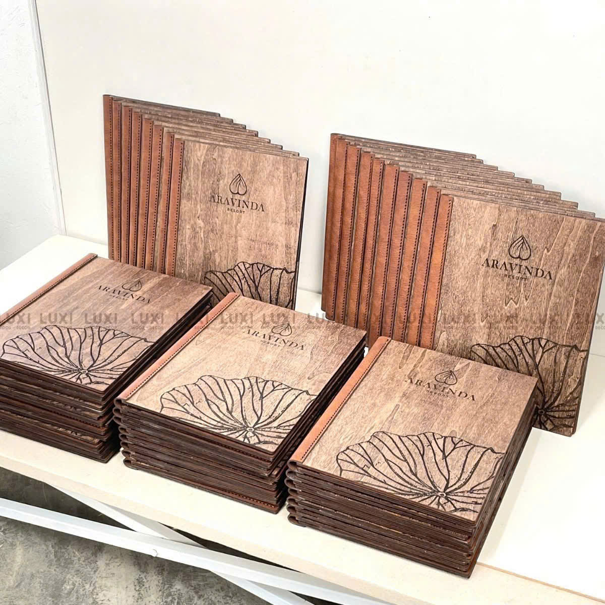 MENU GỖ MAY DA BÒ THẬT 100% - LUXI DECOR