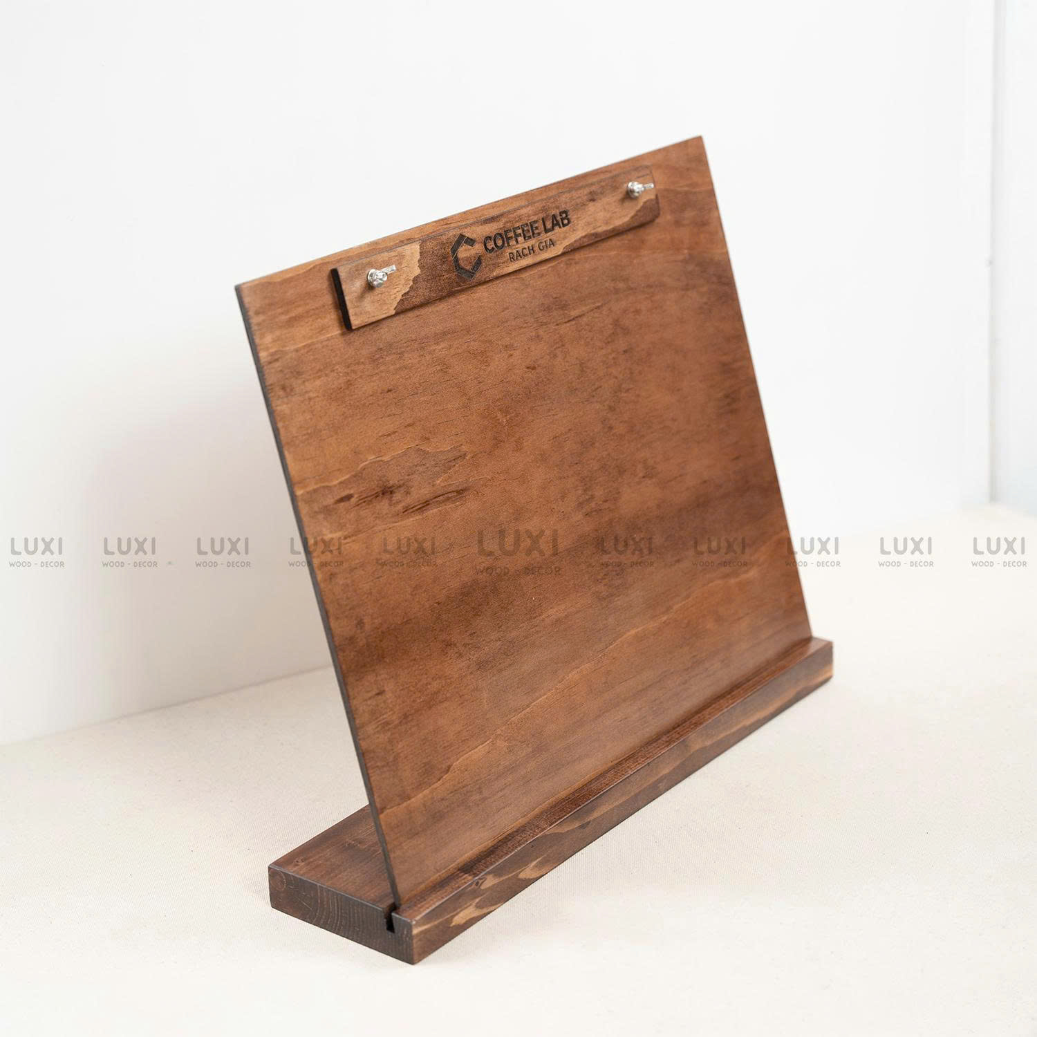 MENU A3 ĐỂ BÀN KÈM ĐẾ GIÁ RẺ, FREE KHẮC LOGO - LUXI DECOR