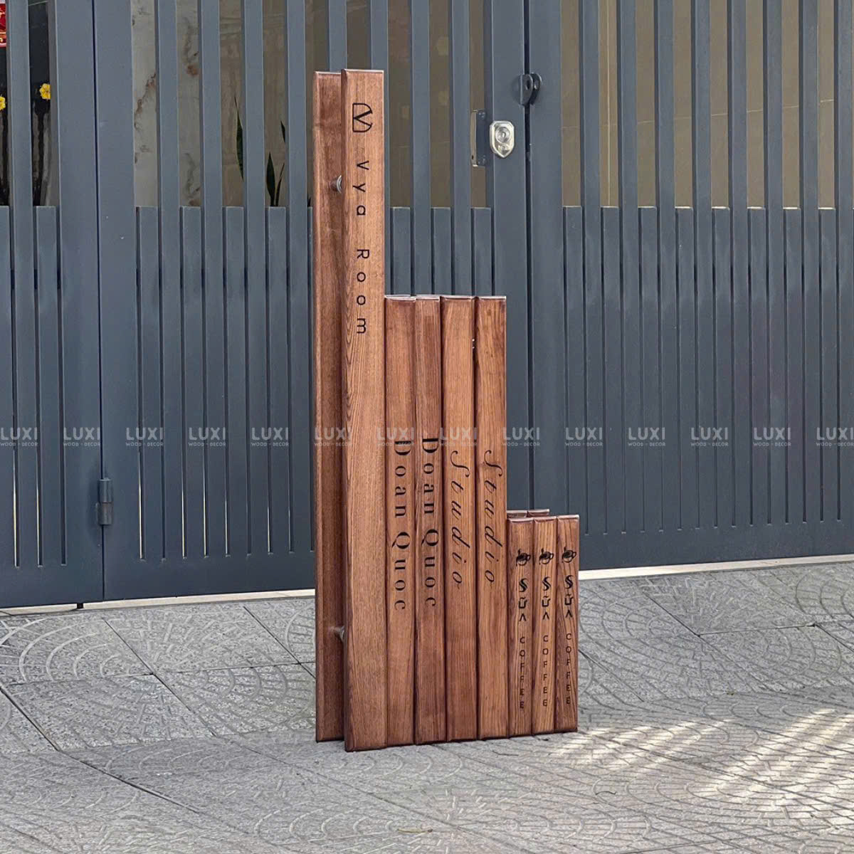 TAY NẮM GỖ CHO CÁC LOẠI CỬA KÍNH, KHẮC NỘI DUNG THEO YÊU CẦU (GỖ SỒI/OAK) - LUXI DECOR