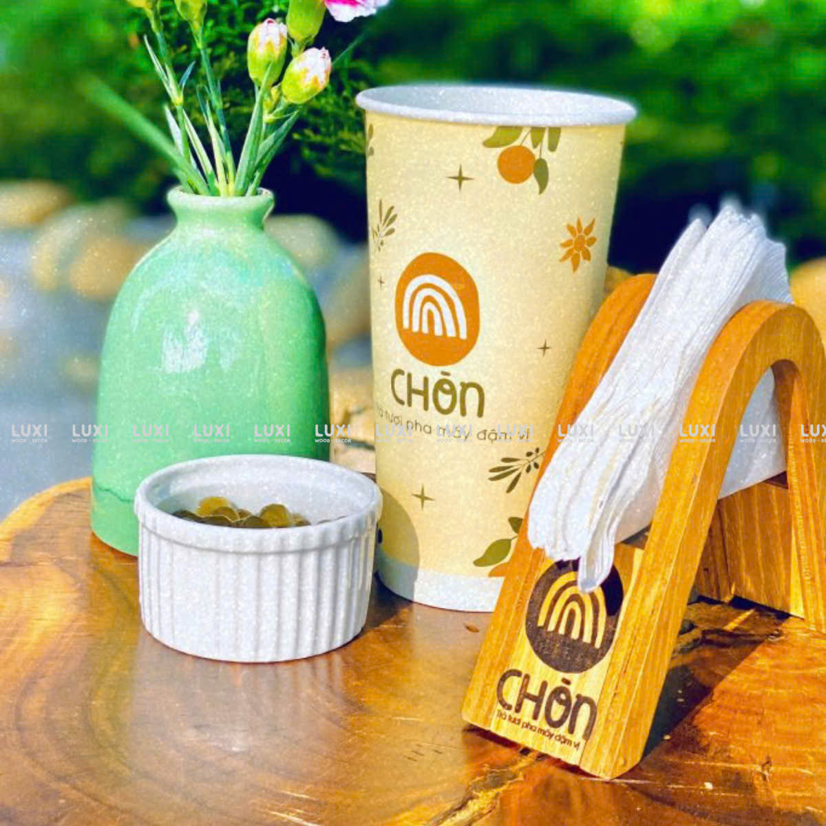 KỆ ĐỂ GIẤY ĂN HÌNH CHỮ V NGƯỢC - LUXI DECOR