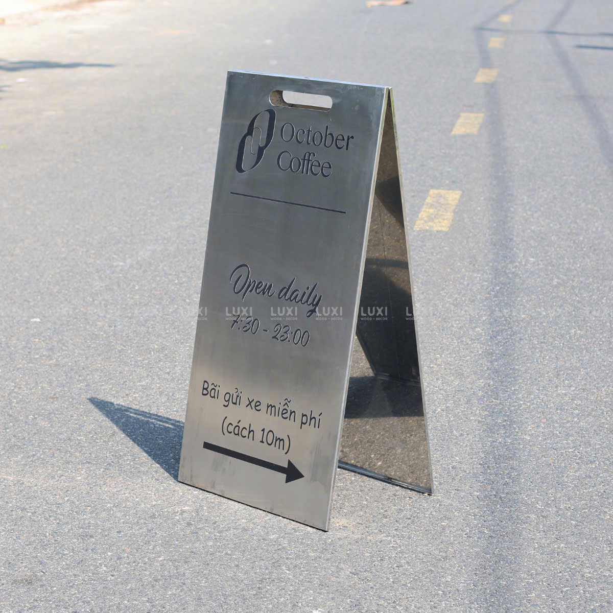 Standee Inox 304 Tráng Gương, Hình Chữ A, Dễ Gấp Gọn - Luxi Decor