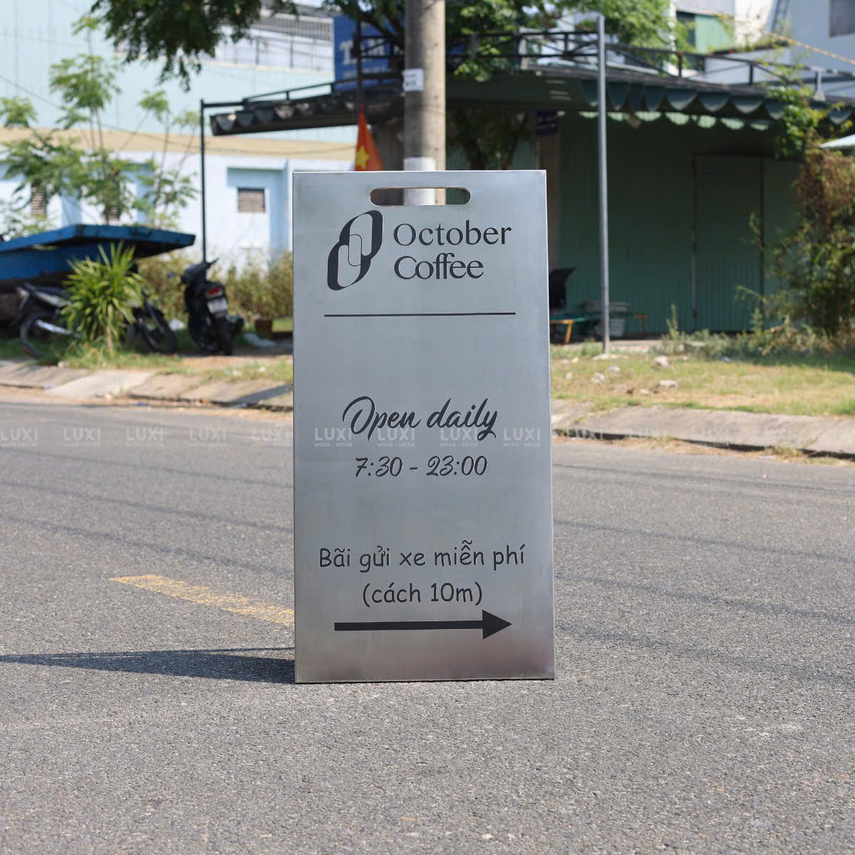 Standee Inox 304 Tráng Gương, Hình Chữ A, Dễ Gấp Gọn - Luxi Decor