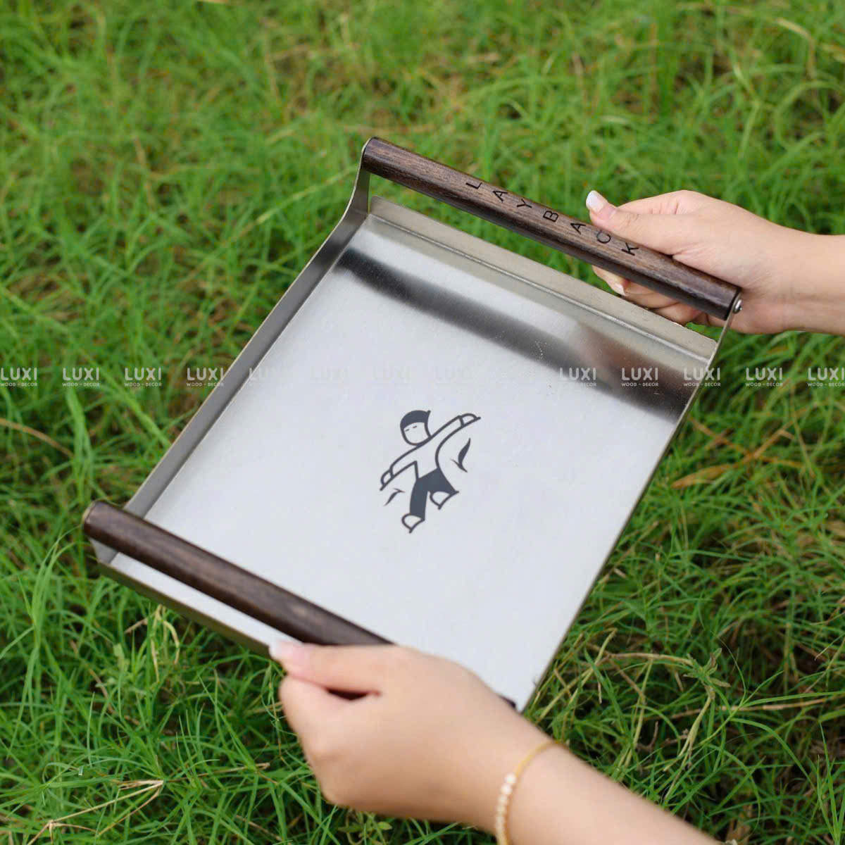 Khay Inox Có Tay Cầm Gỗ - Độc Đáo - Hiện Đại - Luxi Decor