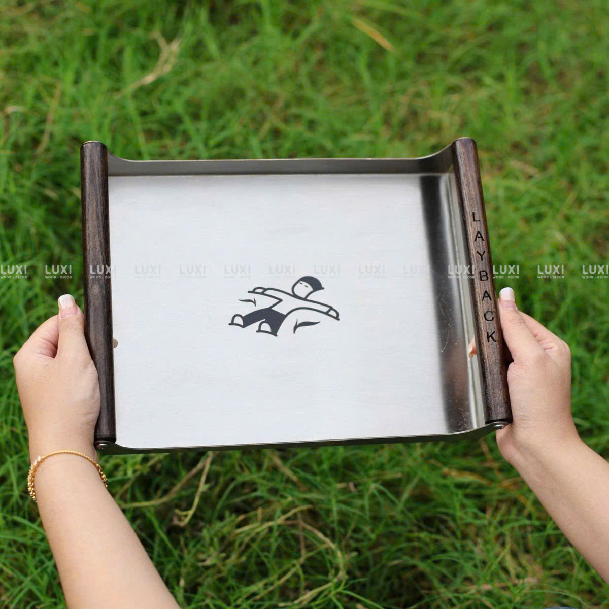 Khay Inox Có Tay Cầm Gỗ - Độc Đáo - Hiện Đại - Luxi Decor