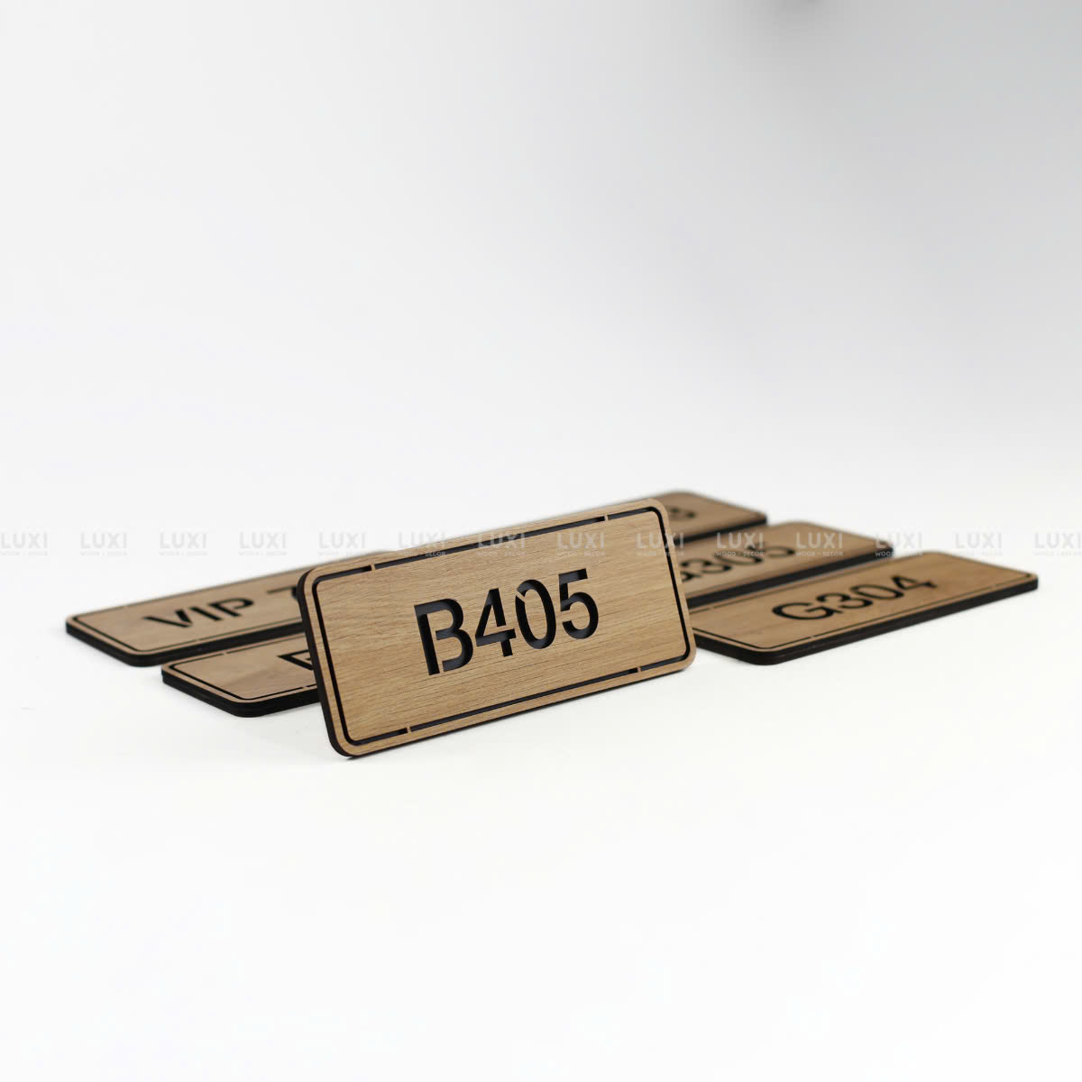 Thẻ Phòng Chất Liệu MDF - Nội Dung Theo Yêu Cầu - Luxi Decor