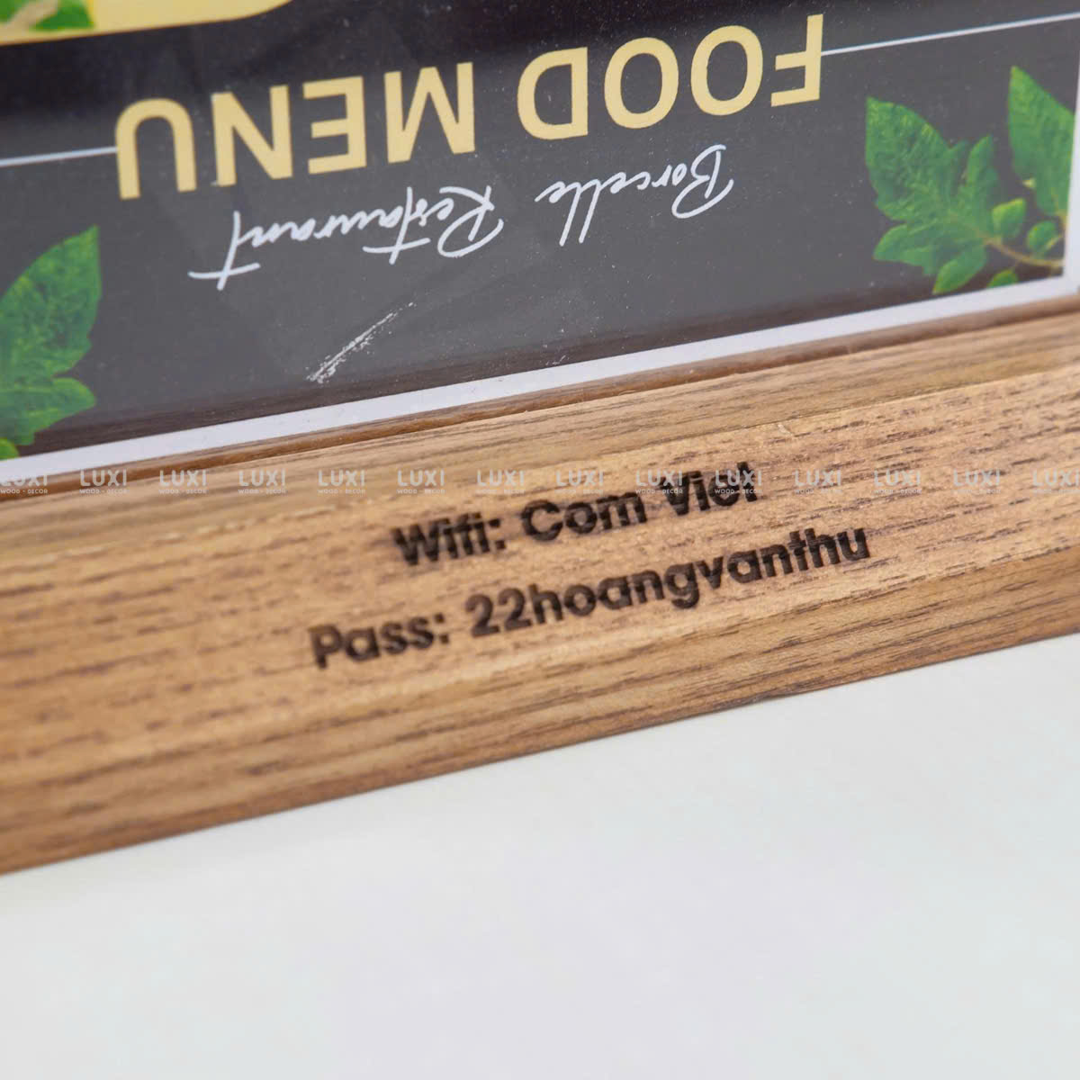Menu Mica Cao Cấp Kèm Đế Gỗ Sồi - A4/A5/A6 - Free Khắc Logo