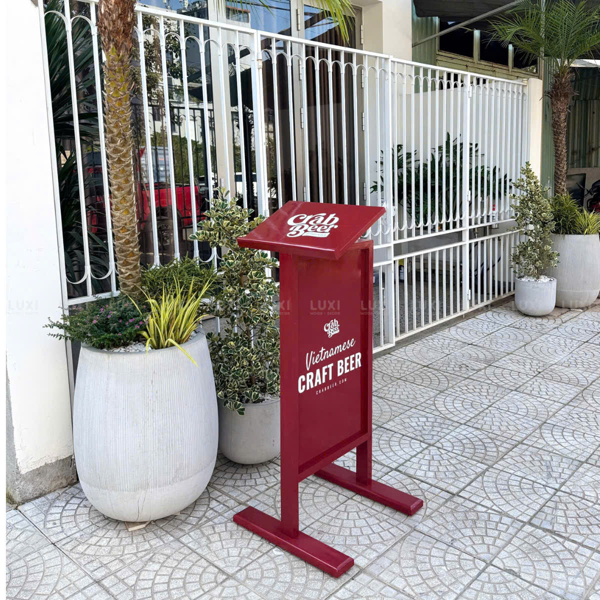 Standee Menu Ngoài Trời - 2 Trong 1 - Màu Sơn Xịt - In UV 2 Mặt - Luxi Decor