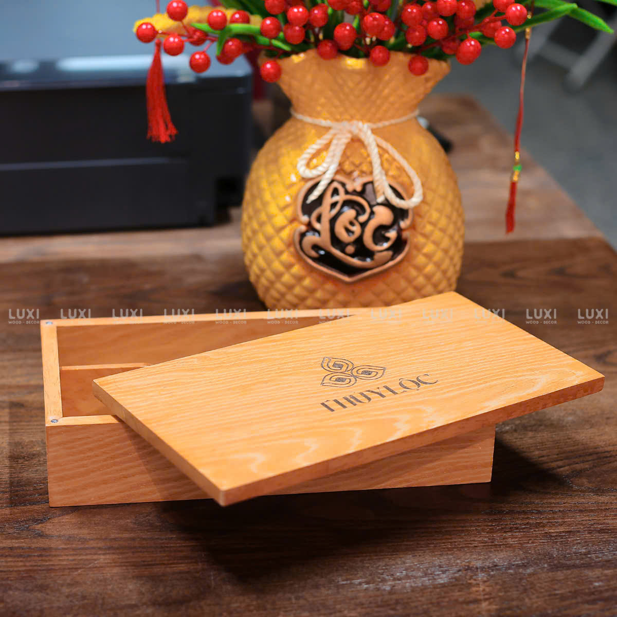 KHAY GỖ ĐỰNG ĐŨA – MUỖNG – NĨA 2 NGĂN - NẮP HÍT NAM CHÂM - LUXI DECOR