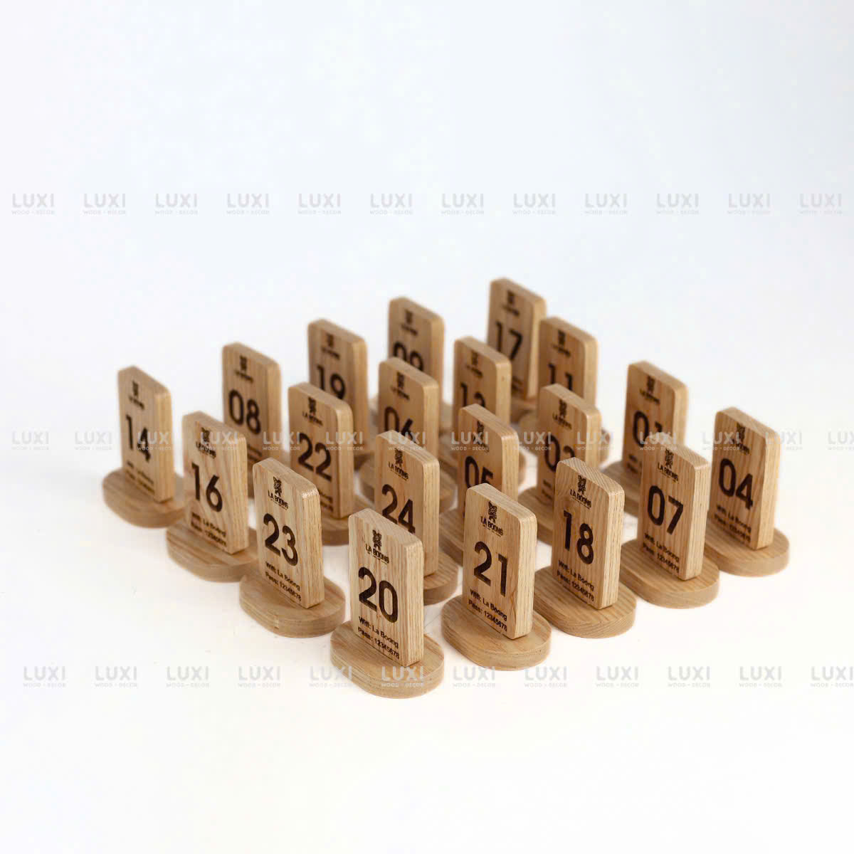 Thẻ Bàn Chữ Nhật Đế Tròn - Gỗ Sồi - Khắc Laser Theo Yêu Cầu - Luxi Decor