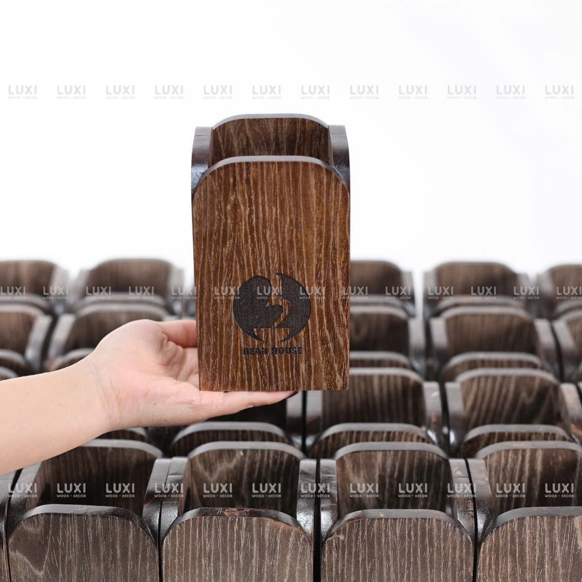 Ống Gỗ Đựng Đũa Có Tay Cầm - Khắc Logo Theo Yêu Cầu - LUXI DECOR