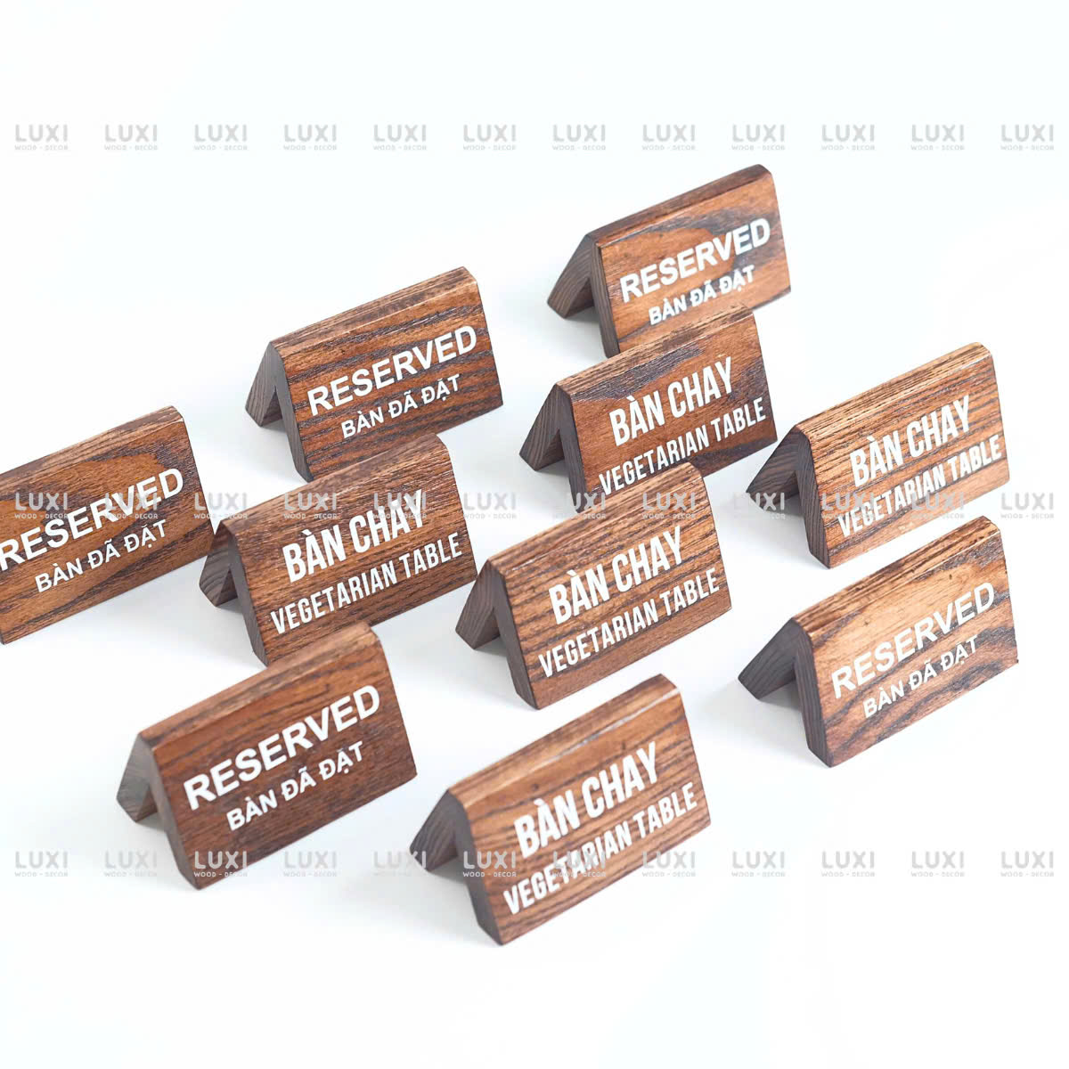 Bảng Để Bàn V Ngược - Reversed - Đã Đặt Bàn - In Theo Yêu Cầu - LUXI DECOR