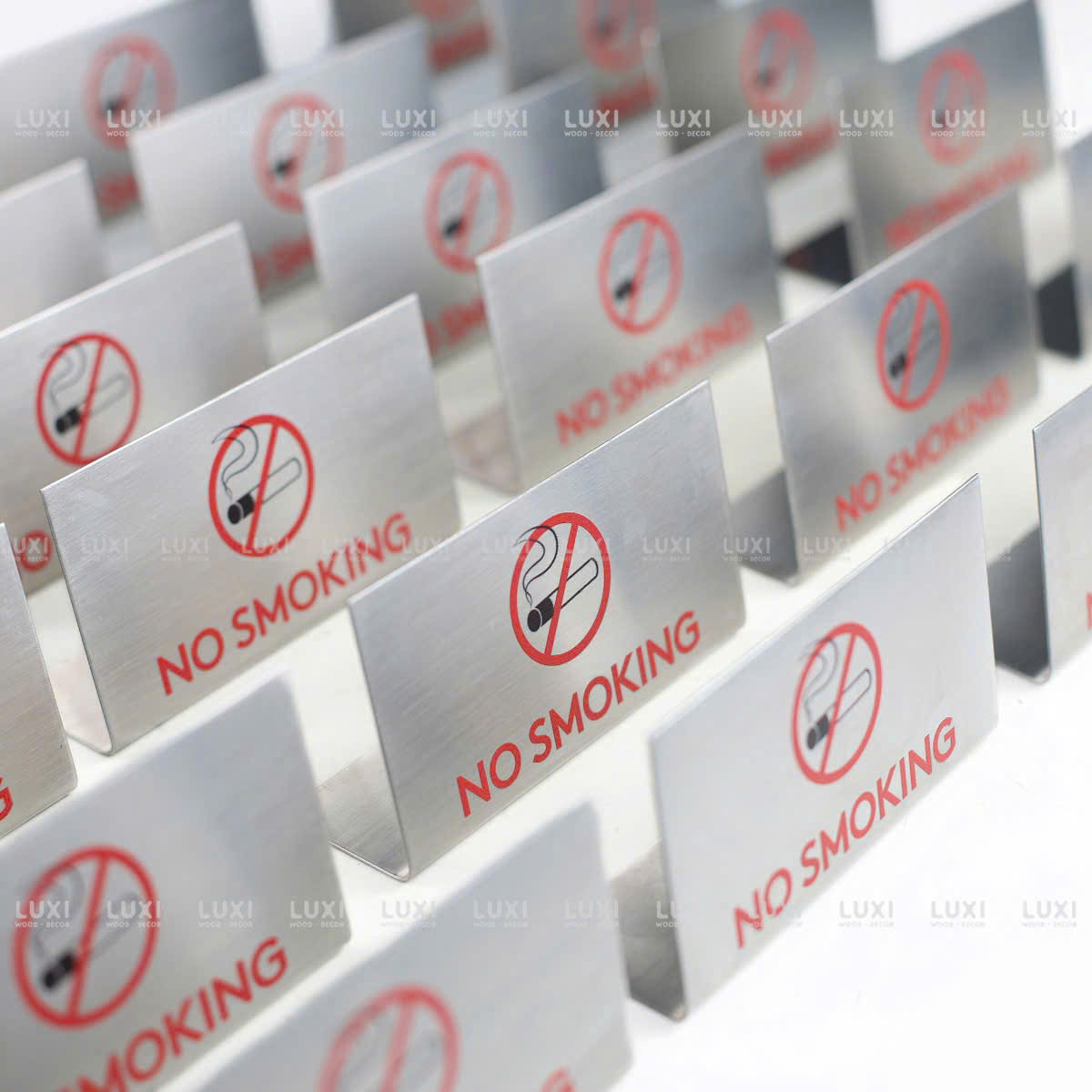 Bảng Inox Hình Chữ L " NO SMOKING" In Nội Dung Theo Yêu Cầu - LUXI DECOR
