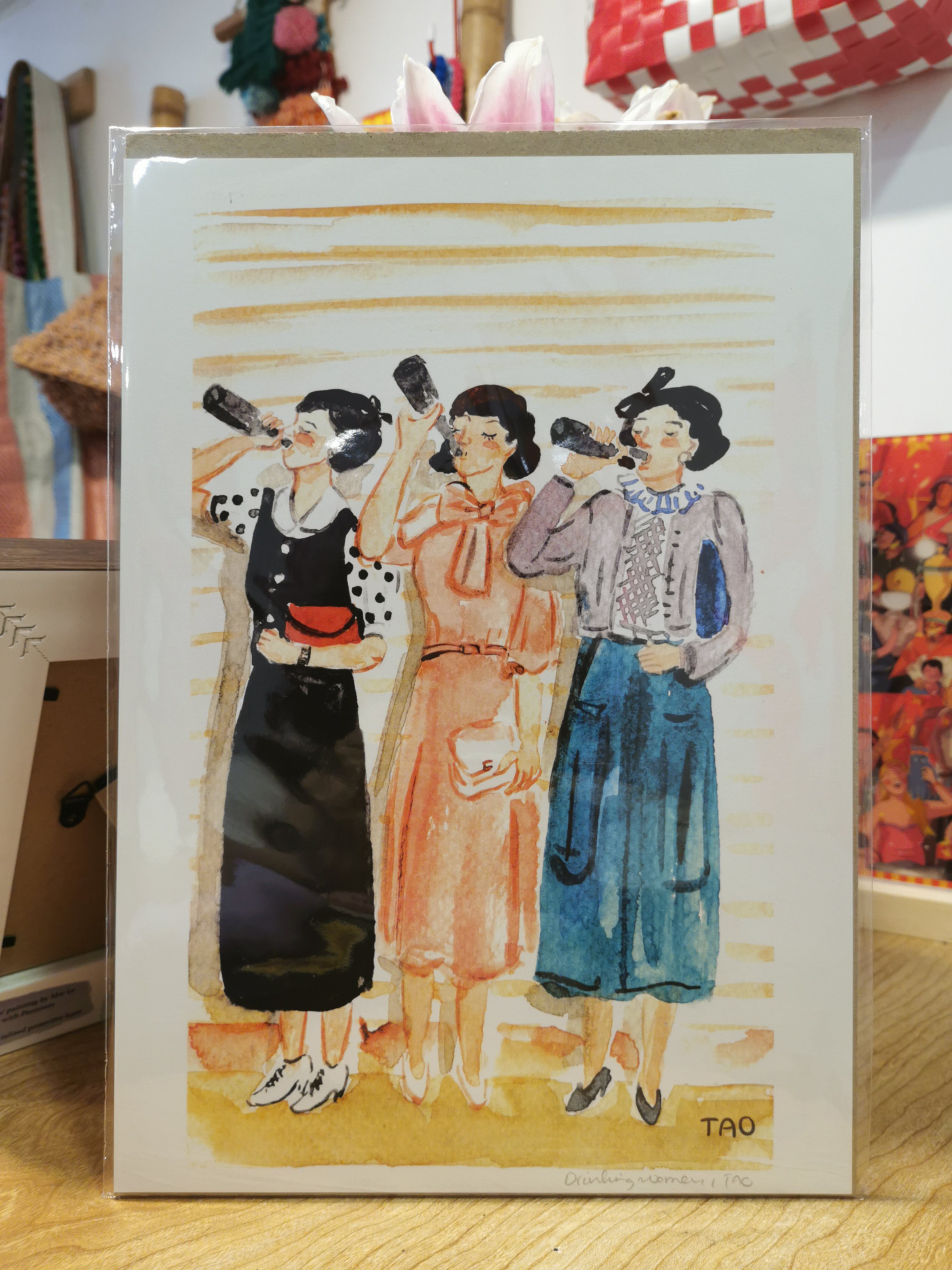 Tranh A4 Tao Drinking Women