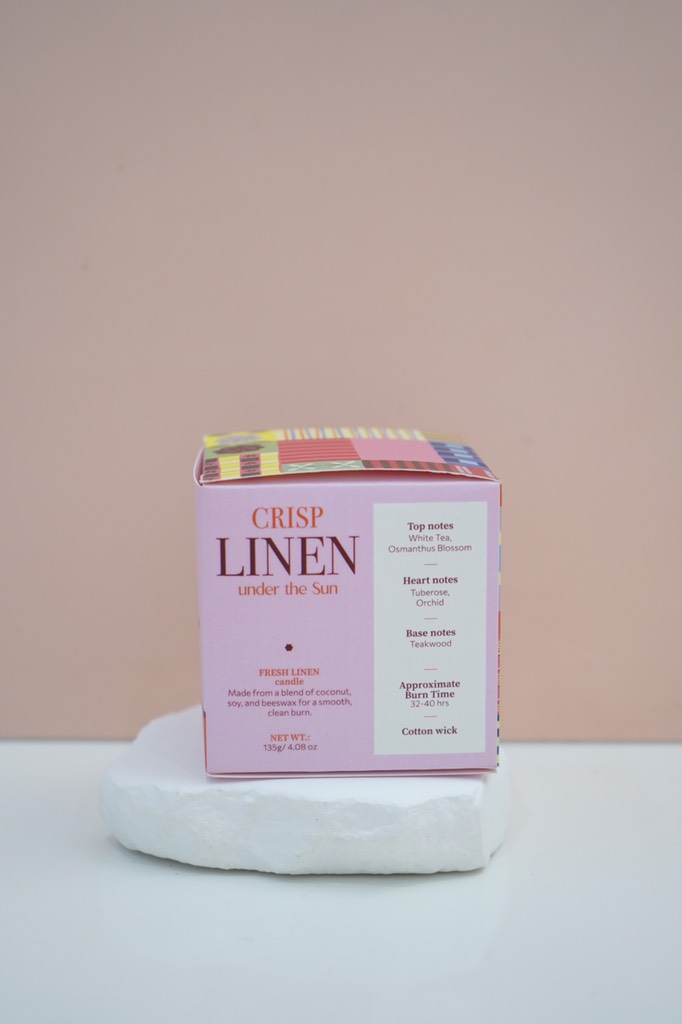 Nến crisp linen under the sun Líu Lô 135g