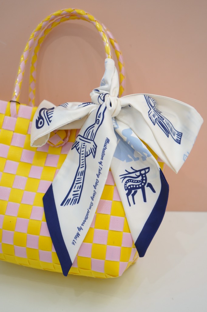 Khăn lụa twilly trống đồng Mai Lê