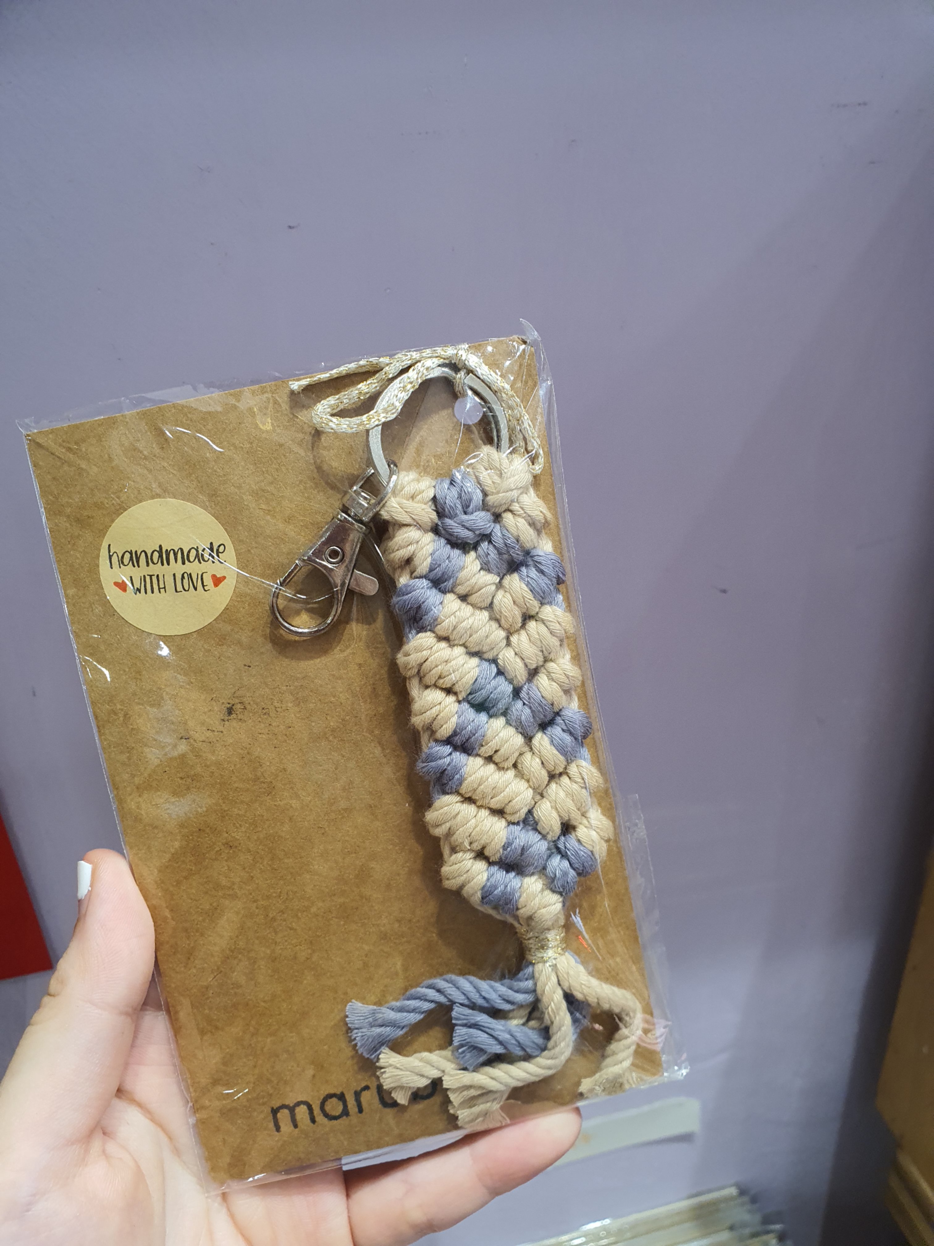 Móc chìa khoá macrame maru