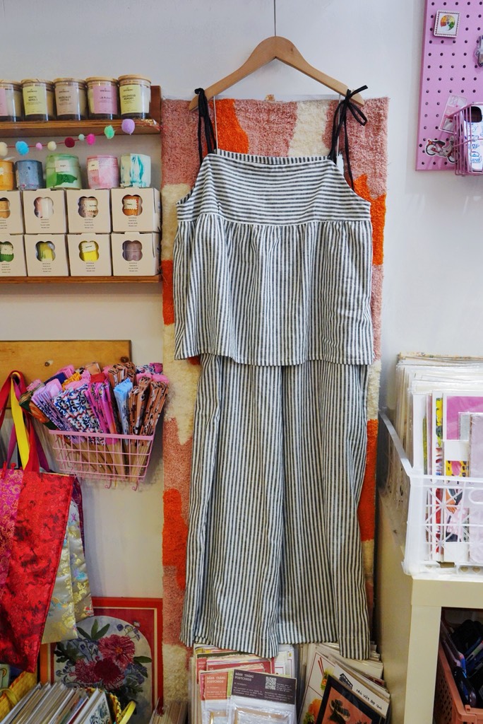 Quần dài suông kẻ ghi cotton