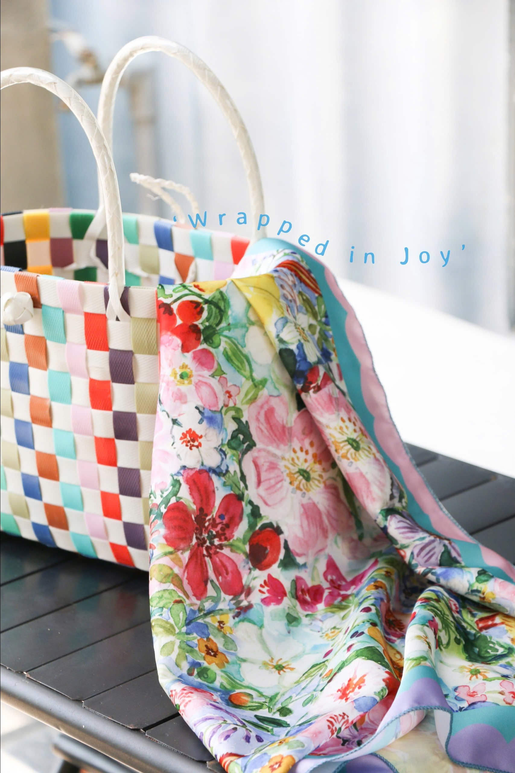 Khăn lụa hoa ( latin silk - 70 x 70 ) Tao Creative
