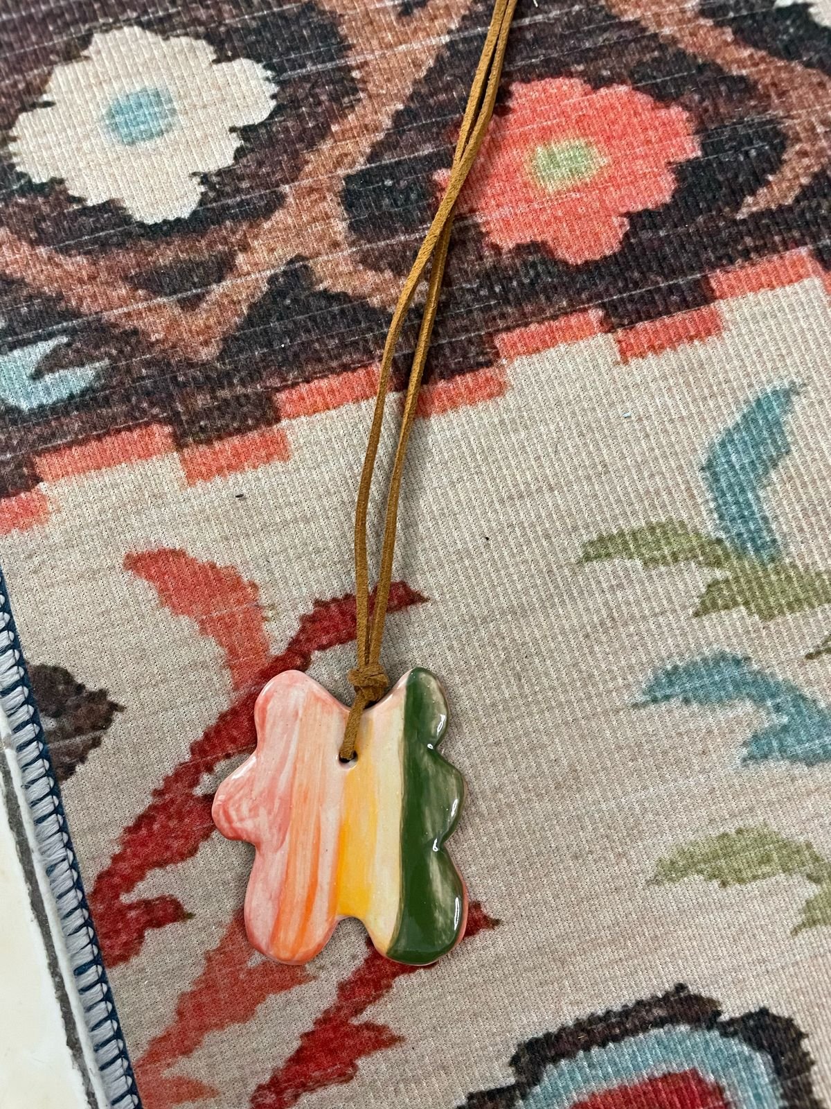 Vòng cổ Líu Lô 200