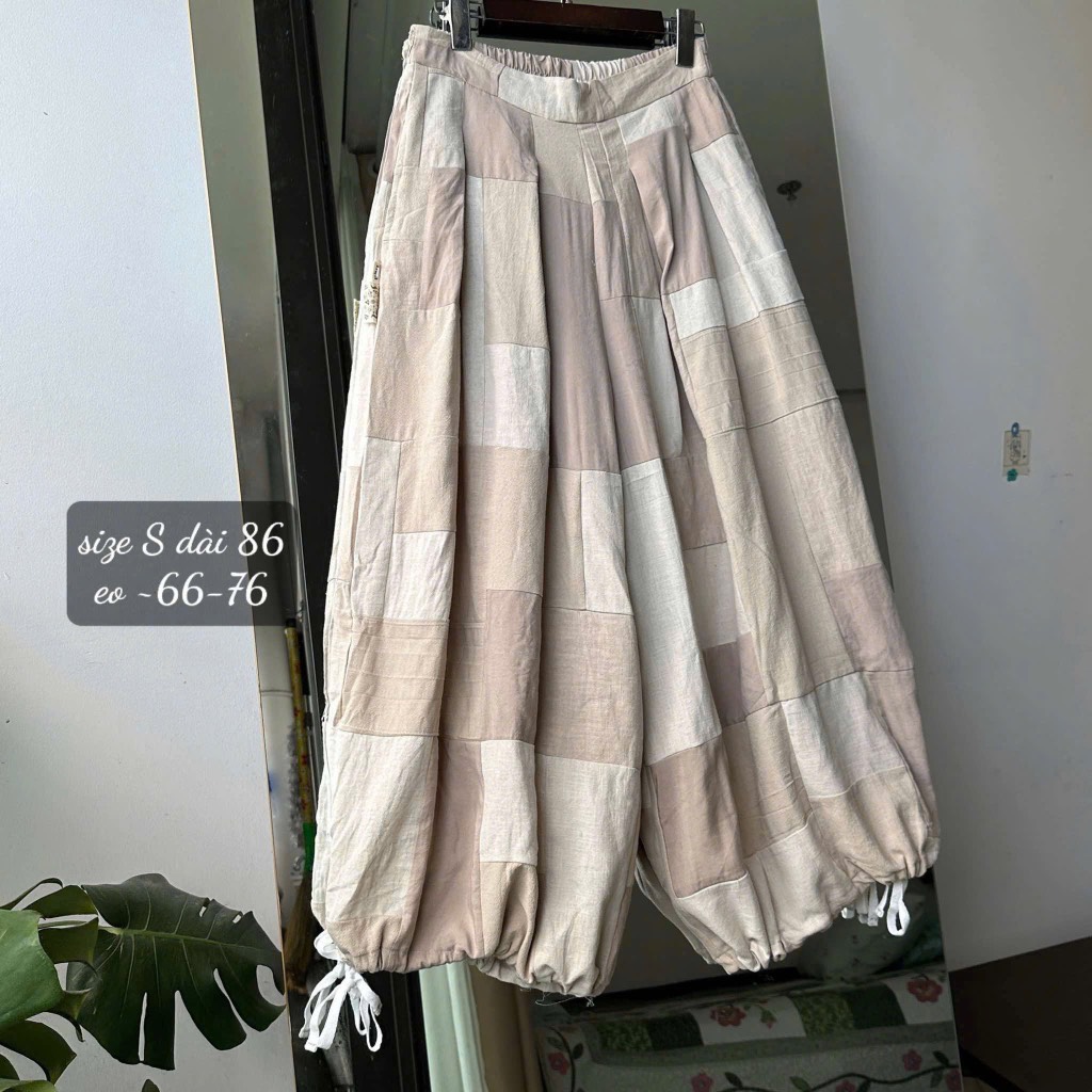 Quần ghép vải be 1.200k T9/26 Chế Upcycled Clothing