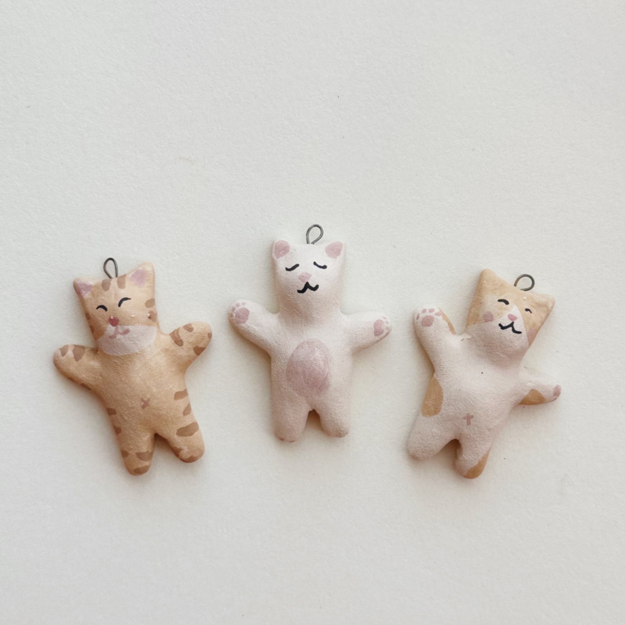 Dây chuyền gốm mèo Haru Craft