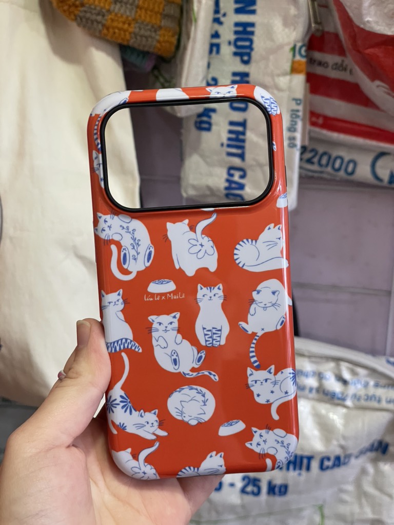 Ốp mèo đỏ 17 pro liulo x maile