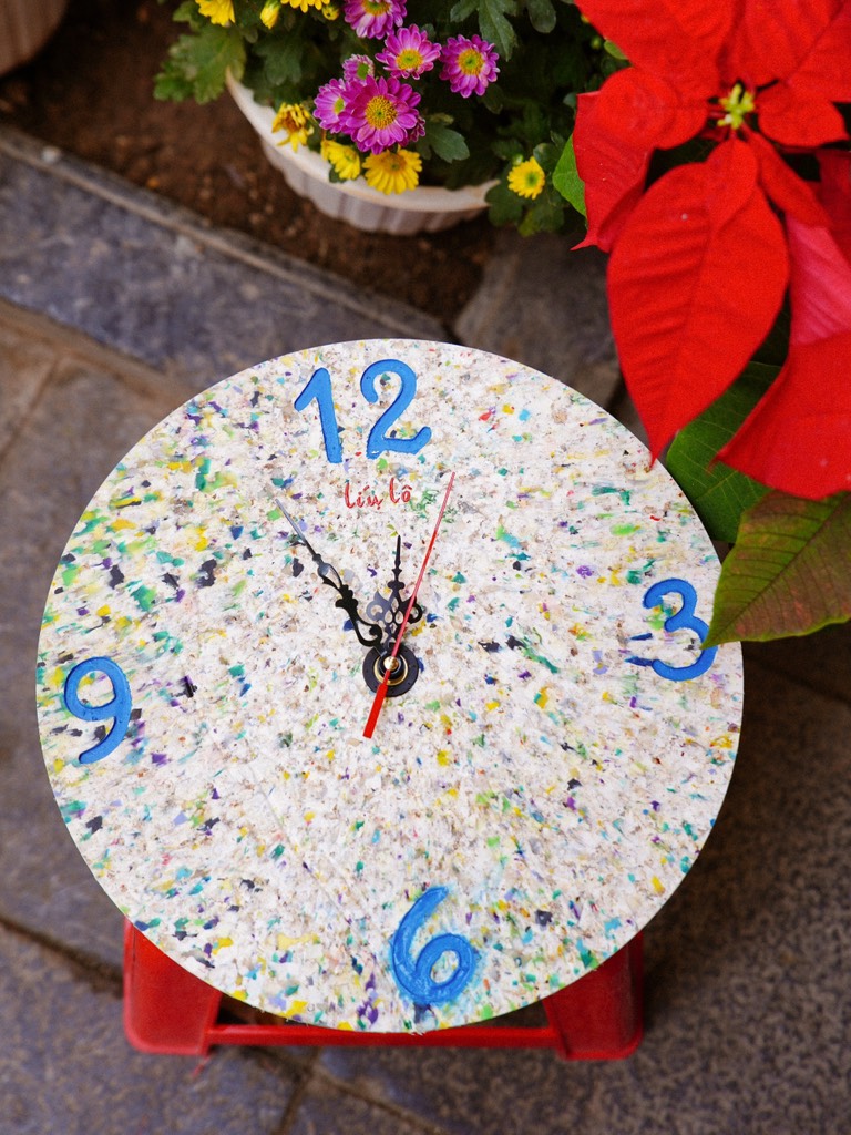Đồng hồ Líu Lô 30 cm 360