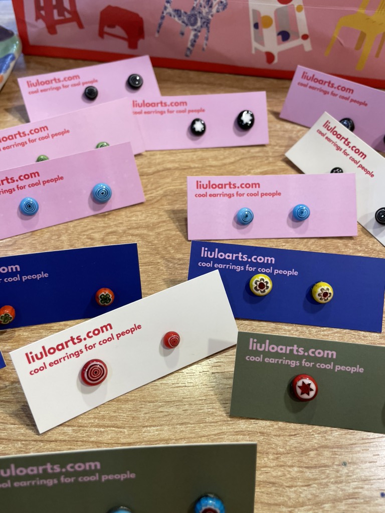 Khuyên tai nụ Thuỷ Tinh Tái Chế Líu Lô