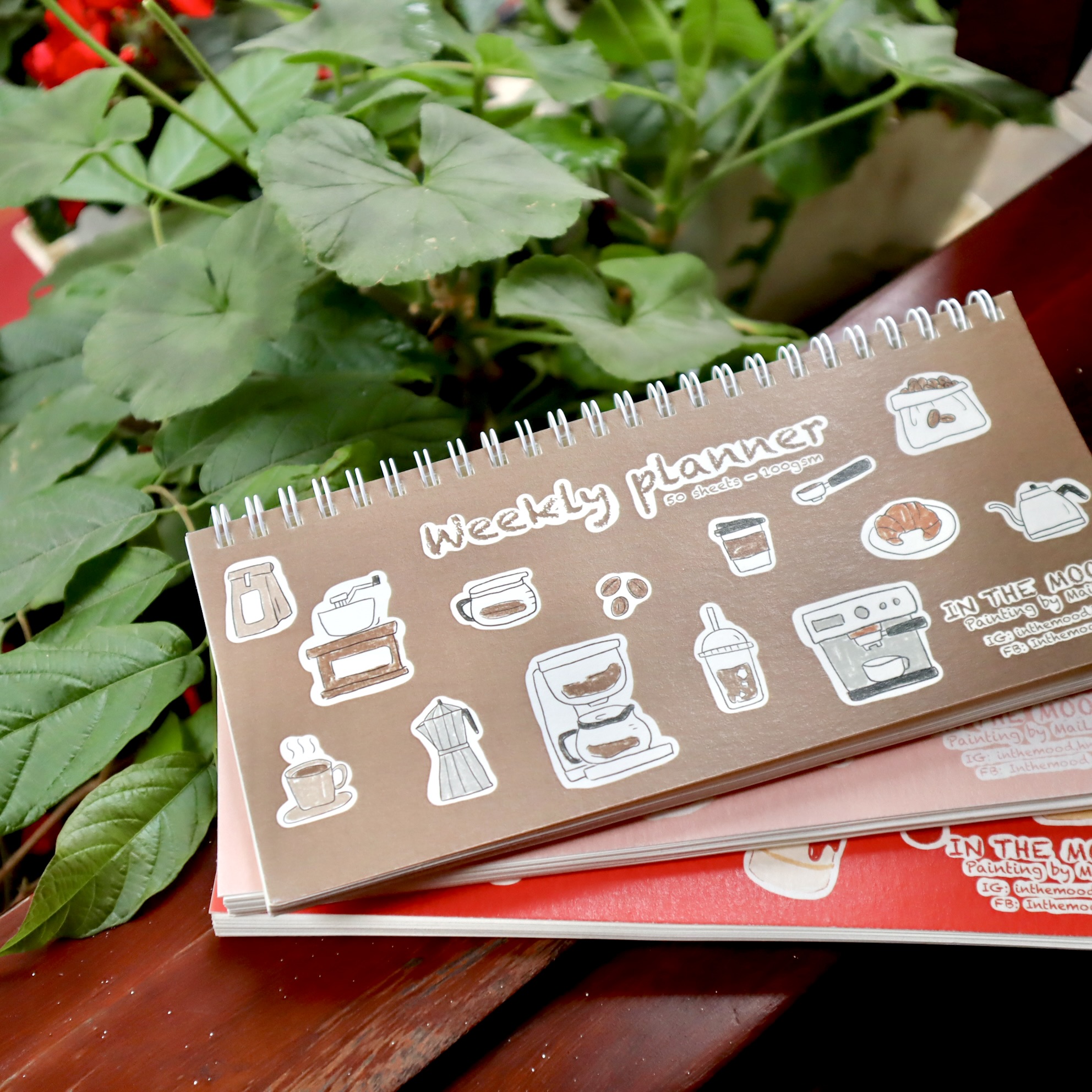 Sổ lò xo ngang weekly planner 21 cm x 10 cm Mai Lê
