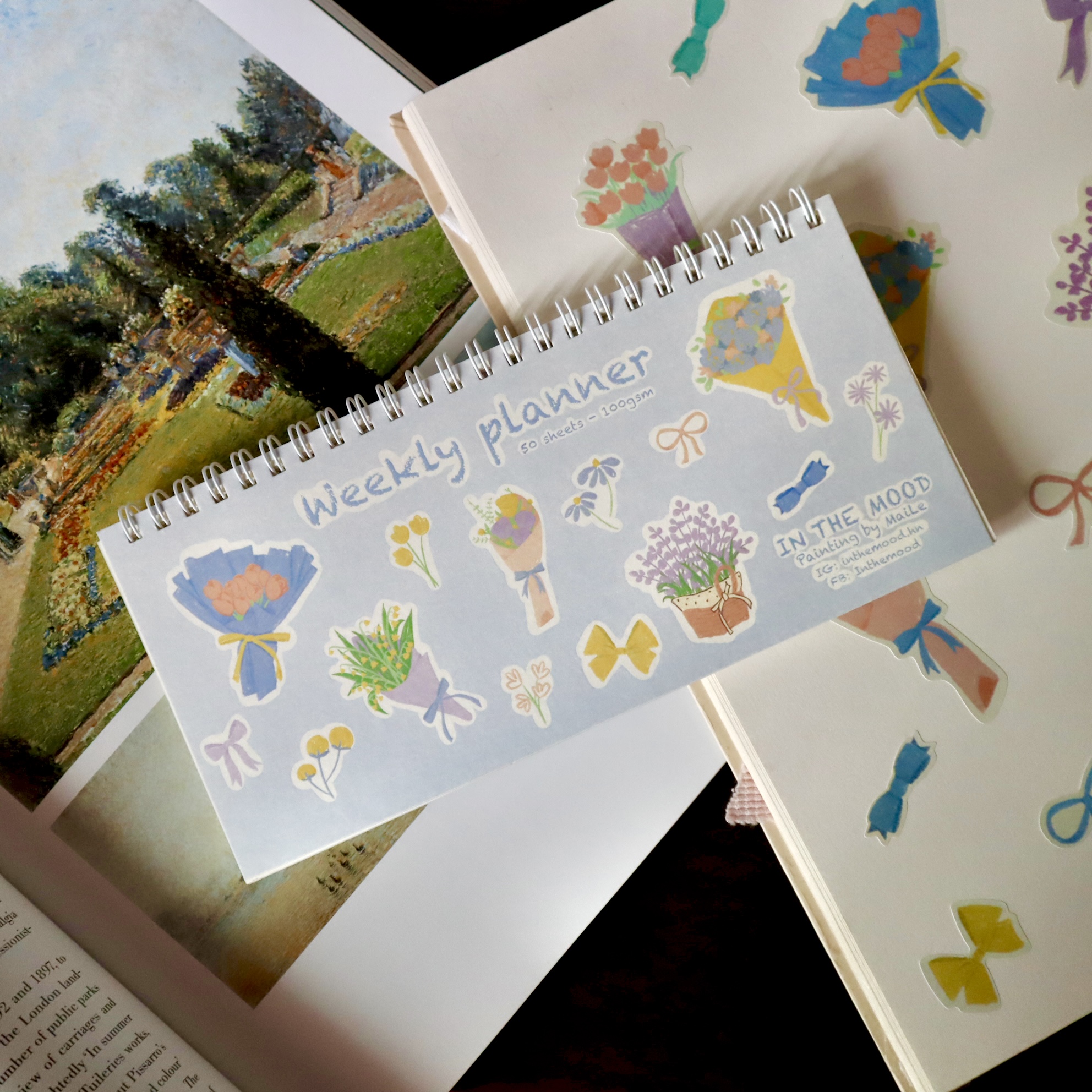 Sổ lò xo ngang weekly planner 21 cm x 10 cm Mai Lê
