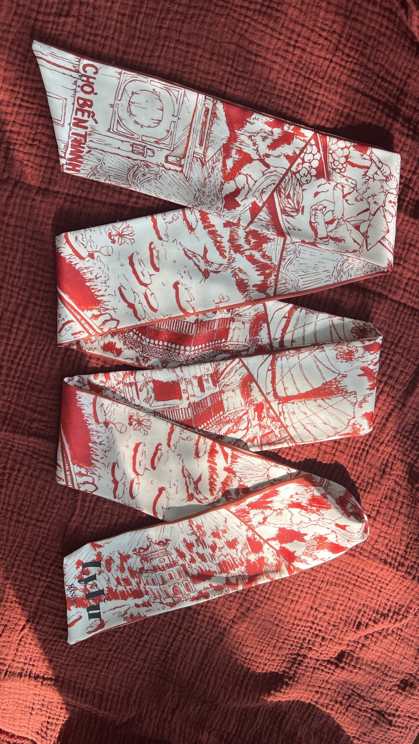 SILK SCARF LY VU TWILLY Voyage au Vietnam 9x180