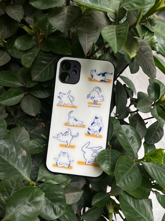 Ốp 12 pro Mai Lê mèo yoga