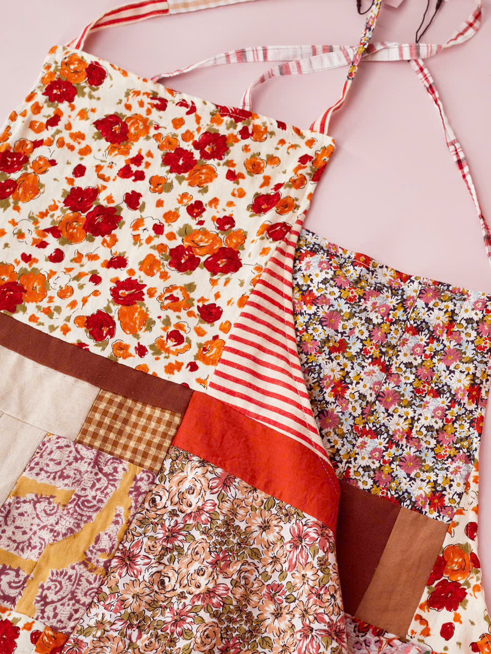 Tạp Dề Chế Upcycled Clothing