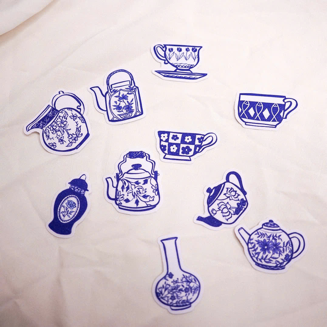 Set stickers Líu Lô x Mai Lê gốm xanh