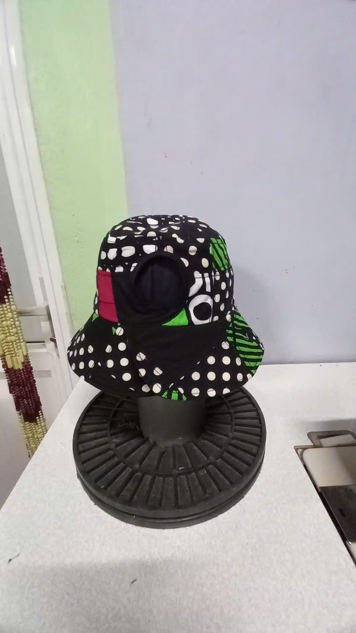 Mũ vải ghép T6/25 280k Chế Upcycled Clothing