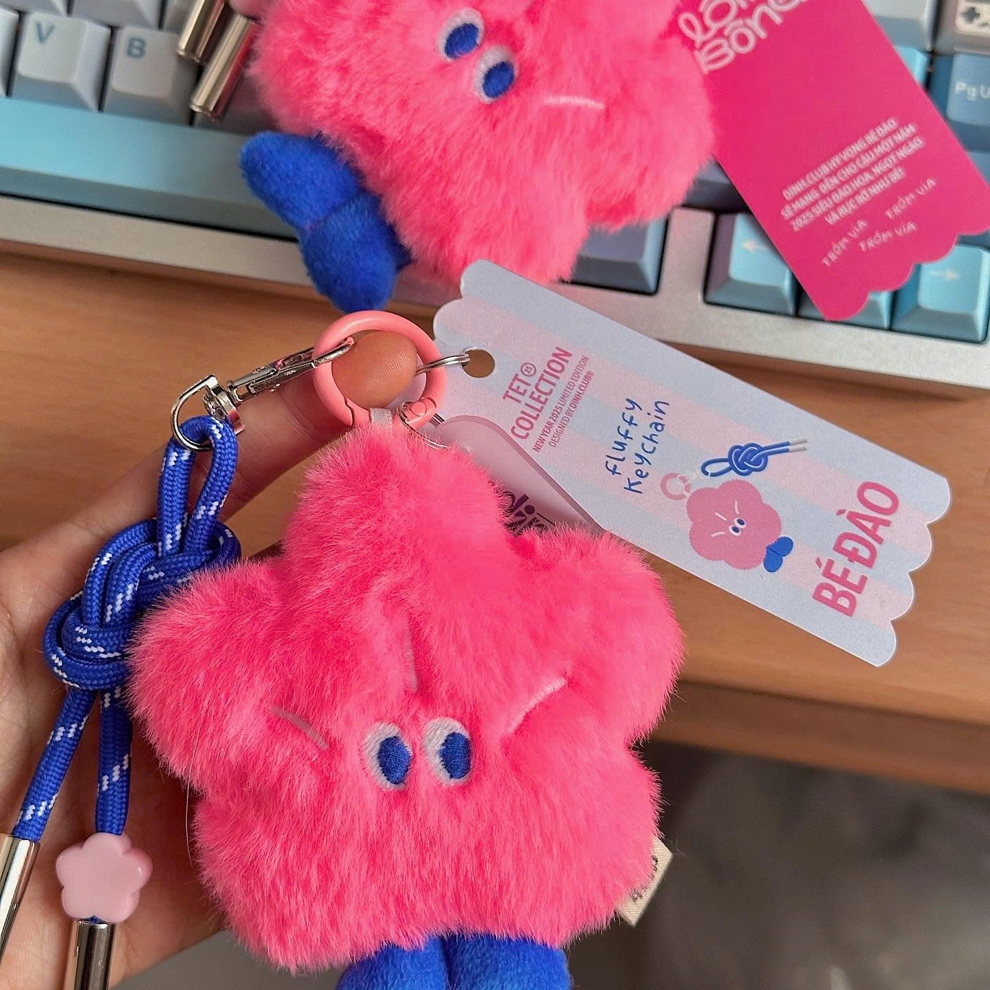 Móc chìa khóa Dính bé Đào