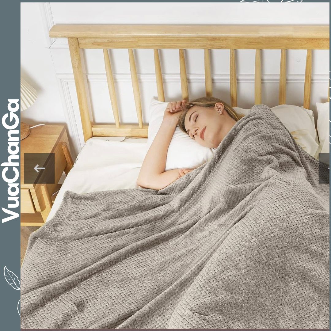 Chăn Lông Thỏ Là Gì? Sự Khác Biệt Giữa Chăn Lông Thỏ Và Chăn Thông Thường