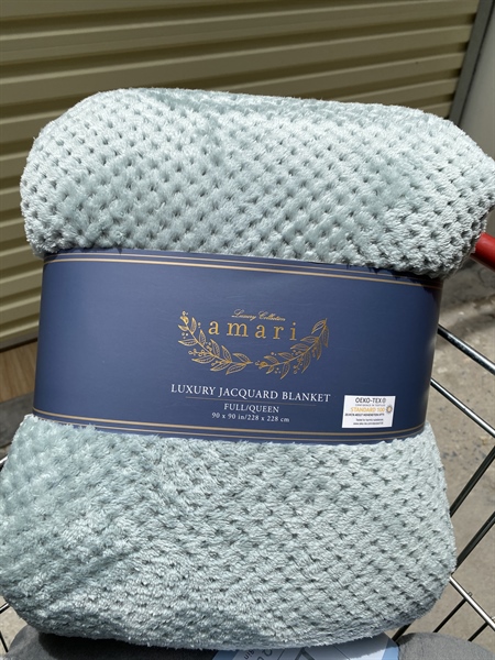 [Chăn Mỹ] Chăn Lông Thỏ AMARI Kích Thước Châu Âu 228x228cm Siêu Mềm Tuyệt Đối Không Rụng Lông