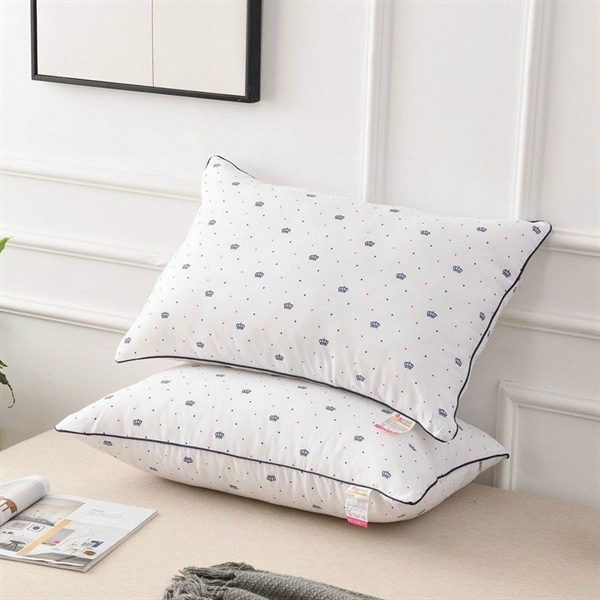 Gối đầu bông sợi trắng vương miện cotton thoáng khí có khóa kéo 45x65cm