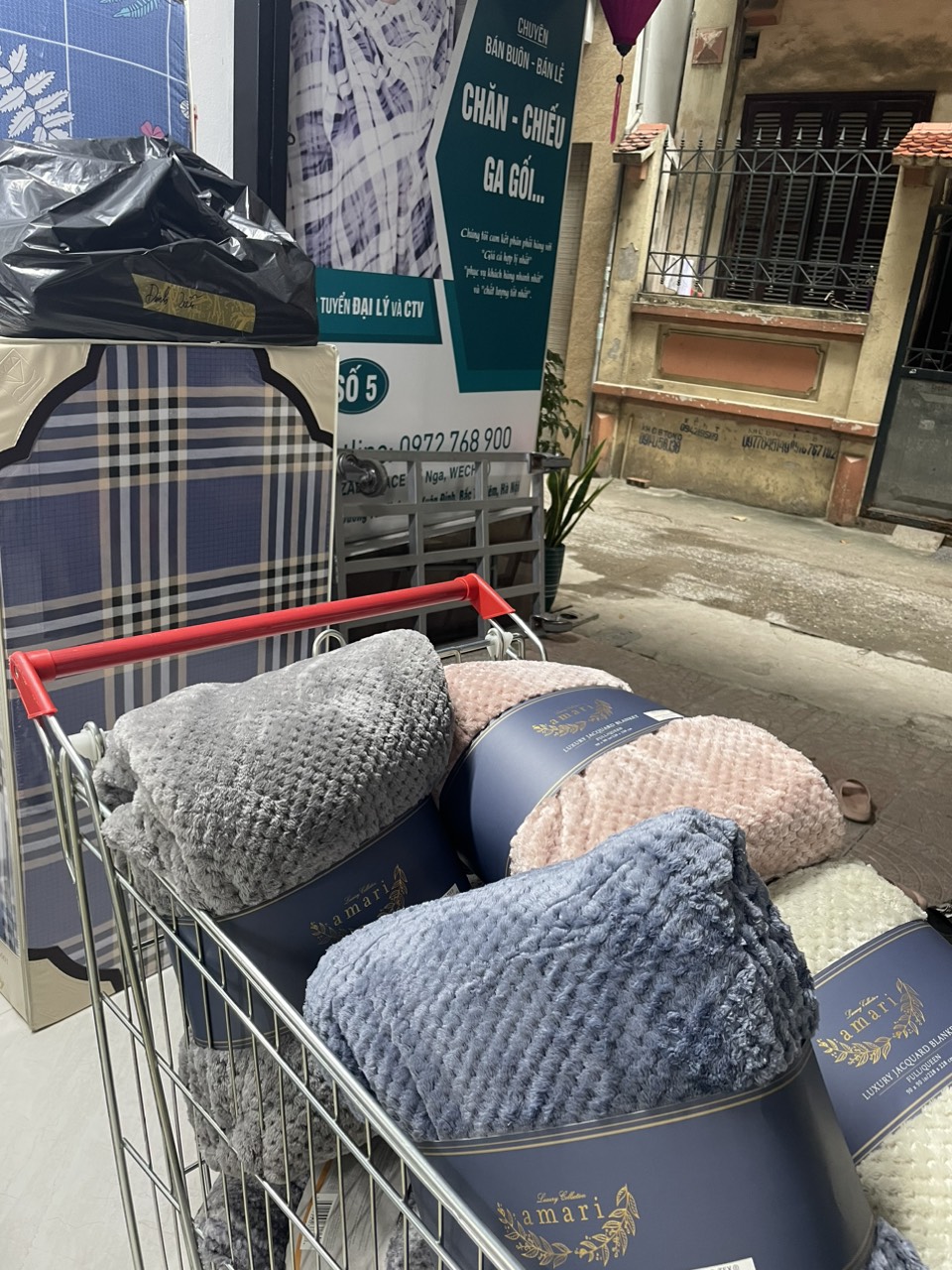 [Chăn Mỹ] Chăn Lông Thỏ AMARI Kích Thước Châu Âu 228x228cm Siêu Mềm Tuyệt Đối Không Rụng Lông