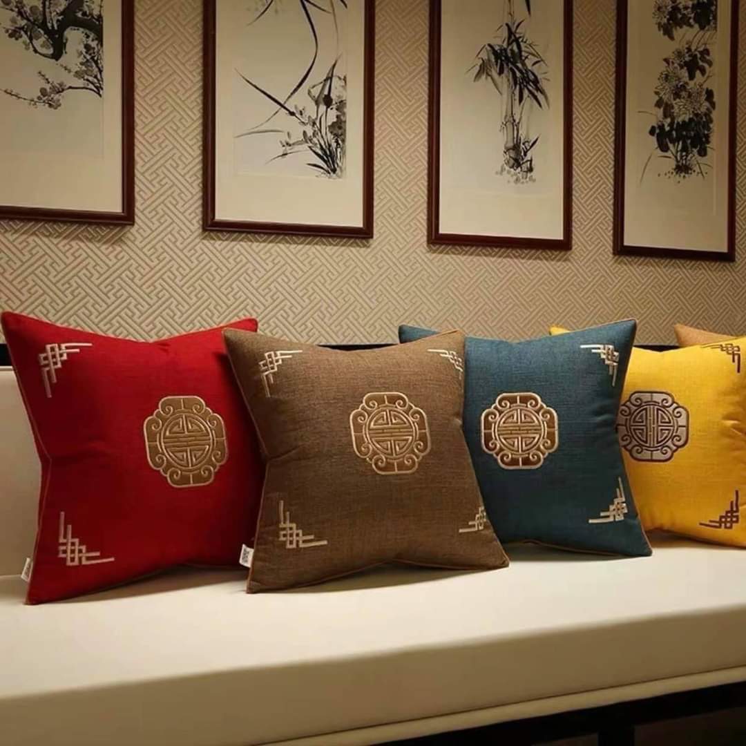 Gối sofa Gối tựa Hoàng Gia cực đẹp và sang trọng kích thước 45x45cm VuaChanGa