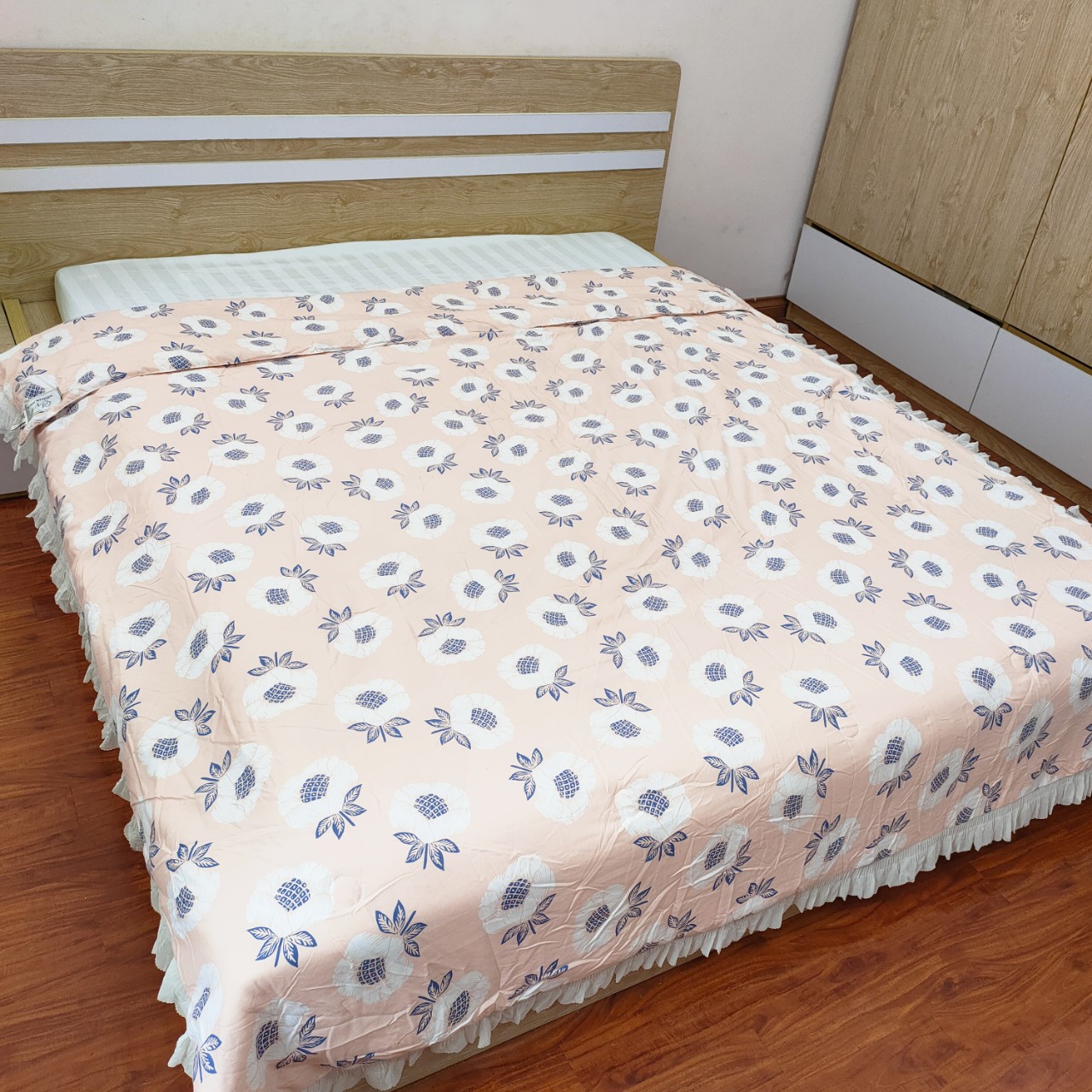 Chăn hè cotton chần bông mỏng  viền ren nishikawa kích thước 200x230cm