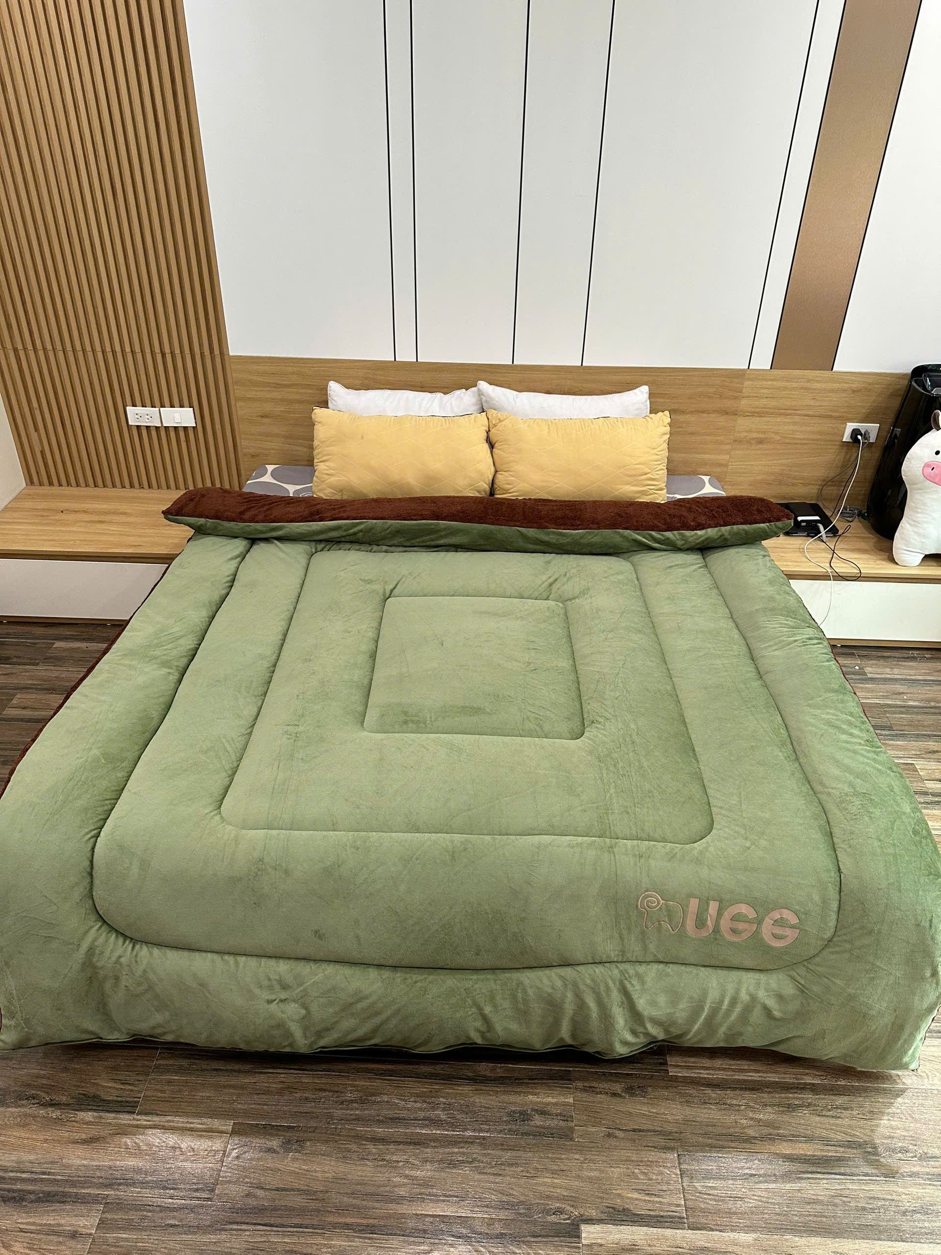 Chăn lông cừu UGG Siêu ấm